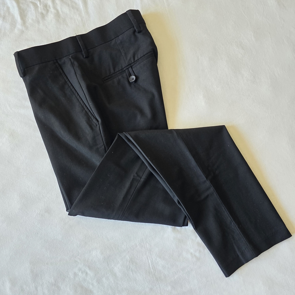 Haggar Men's Flat-front Black Dress Pants